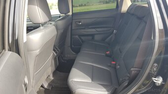 Predám Mitsubishi Outlander 2,0 Benzín - 11