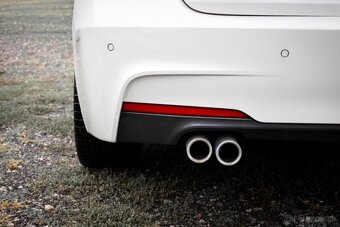 BMW Rad 3 330d A/T F30 - 11