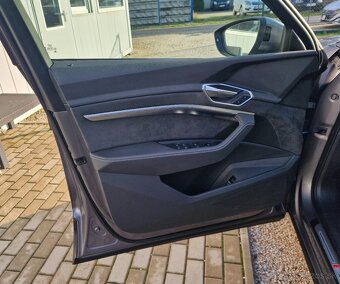 AUDI E-TRON 50 QUATTRO S LINE - 11