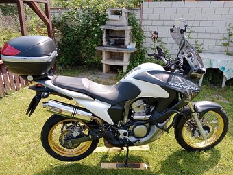 Predám Honda Transalp 700 - 11