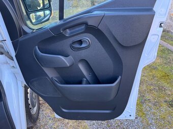 Opel Movano Plošina/ Podvozok/ Valník DC 2.3 CDTi 135k L3H1 - 11