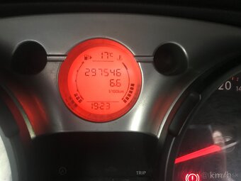 Predám Nissan Qashqai j10 1.6 benzín - 11