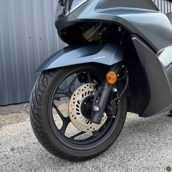 NA PREDAJ Honda PCX 125 - 11