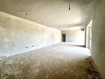 Reality KOMPLEX s.r.o. ponúka na PREDAJ 3 izbový dvojdom-NOV - 11