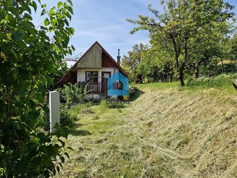 DOREAL / NA PREDAJ CHATA S POZEMKOM 527m - 11