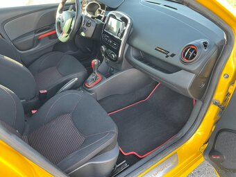 Renault Clio RS IV - 11