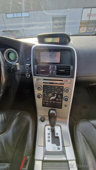 Volvo xc60 2,4D D5 151kw 4x4 - 11