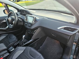 Peugeot 2008 1.6 eHDi 73kW ALLURE PACK - 11