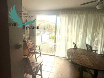 Dom 2x apartmán 350m od mora v Chorvátsku na ostrove Vir - 11