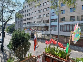 NA PREDAJ  2-izbový byt v Starom meste s balkónom. - 11