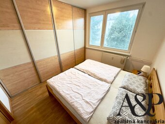 3 IZB. REKONŠTRUOVANÝ BYT S BALKÓNOM A KOMOROU, 74M2, ROBOTN - 11