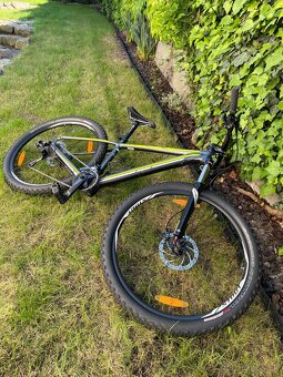 Predám nový horský bicykel Specialized Rockhopper Expert EVO - 11