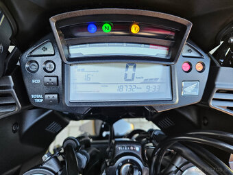 Honda VFR 1200X Crosstourer ABS Manual - 11