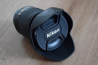 Širokouhlý objektív Nikkor 10-20 mm AF-P s VR stabilizaciou - 11