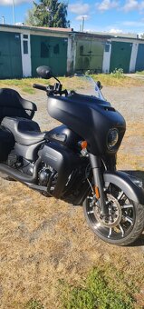 Indian Roadmaster Dark Horse - 11