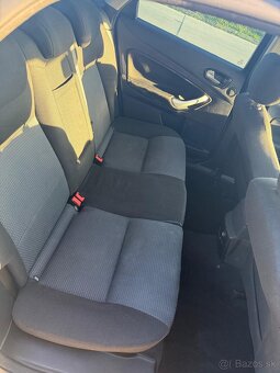 Predám Ford mondeo - 11