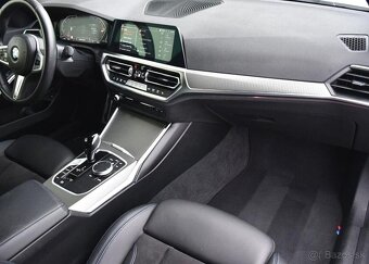 BMW Řada 3 320d xDrive M-SPORT ČR 15tKM 140 kw - 11