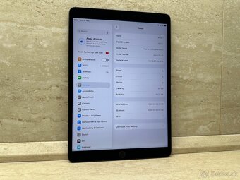 Apple iPad Air 3 Wi-Fi 64GB Space Gray - 11