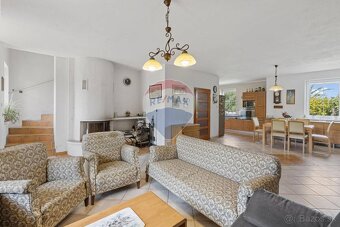 NA PREDAJ : Rekreačný dom 108 m2, pozemok 817 m2, Nová Dedin - 11