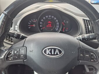 Kia Sportage 1.7 CRDi VGT 2WD EX - 11
