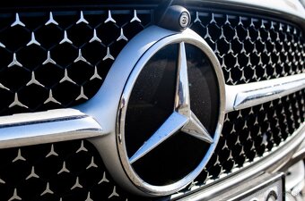 Mercedes - Benz C200 4matic / 150kW / 2021 - 11