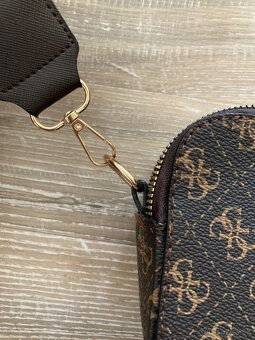 Kabelka crossbody - 11