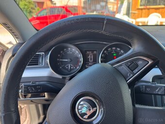 Škoda Superb Combi 2.0 TDI 103 kw - 11