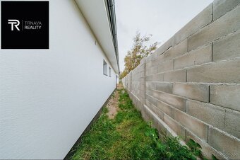 POSLEDNÁ NOVOSTAVBA RODINNÉHO DOMU - TRNAVA CENTRUM - 11