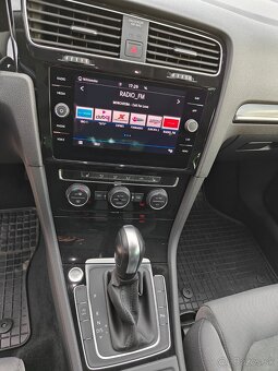 Volkswagen Golf 2.0 TDI Highline DSG -150k- 2019 - 11