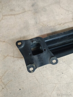 Výstuha zadného nárazníka GOLF IV a GOLF V - 11