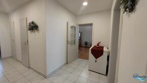 4 izbový, kompletne moderne zrekonštruovaný byt, Piešťany - 11