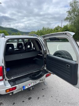 Suzuki Grand Vitara 2.0 benzín - 11