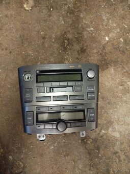 Predám náhradné diely Toyota Avensis - 11