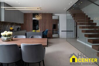 NA PREDAJ luxusná vila s bazénom, /236 m²/ Zadar, Privlaka - 11