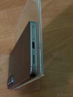 Dobrý deň Ponúkam na predaj Samsung Galaxy S25 256GB Šedý - 11