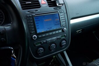 Volkswagen Golf 1.4, benzín, manuál, Webasto - 11