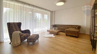 Predaj 3-izbový apartmán 81 m2, balkón 18 m2, výťah, garážov - 11