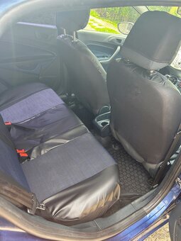 Ford Fiesta r.2010 - 11