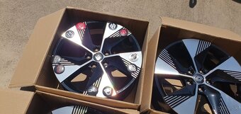 Honda suzuki dacia renault nissan arkana 5x114,3 r18 - 11