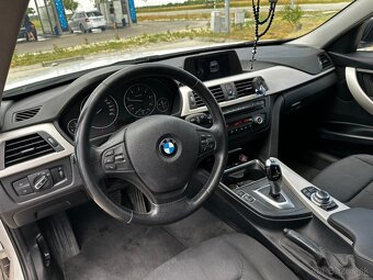 BMW 316d Touring - 11