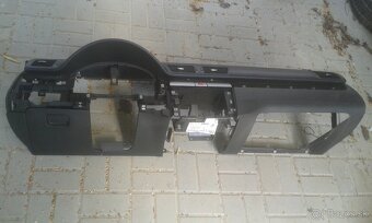 VW Passat b6 2.0tdi 103kw-Rozpredam - 11