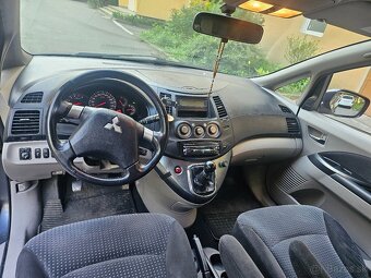Mitsubishi grandis - 11