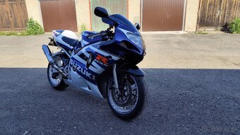 SUZUKI GSX-R 600 K3 r.v.2003 - 11