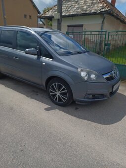 Predam opel zafira - 11