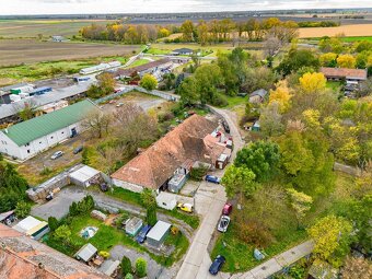 LÚČNY DVOR - INVESTIČNÝ STAVEBNÝ POZEMOK - 2 495 M2 - 11