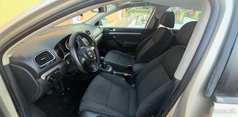 Volkswagen Golf Variant 1.6 TDI BlueMotion Comfortline - 11