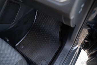 PREDANÉ | 2017 VW Touran 2.0 TDI 110 kW DSG - 11