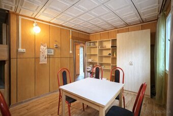 Chatka v Zlatníckej doline na predaj - 11