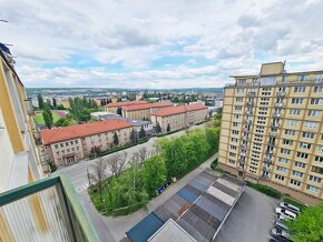 Moderný slnečný 2-izb. byt s balkónom / Boženy Němcovej - 11