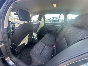 Škoda Octavia Combi 2.0 TDi Style DSG - 11